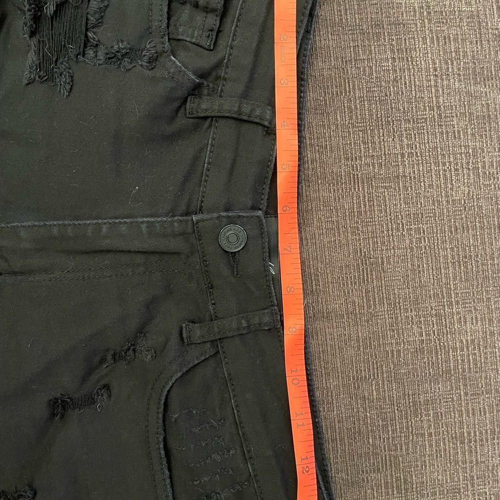 ⚡️ KanCan Black Ripped Jean Shorts ~ Size 27 ⚡️ - Picture 4 of 5